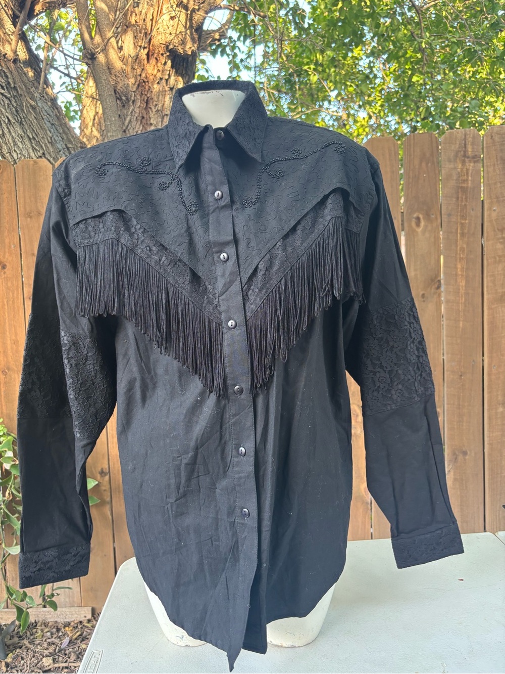 1980s Vintage Chaparral Ridge Fringe & Beads Long Sleeve button up shirt Large.